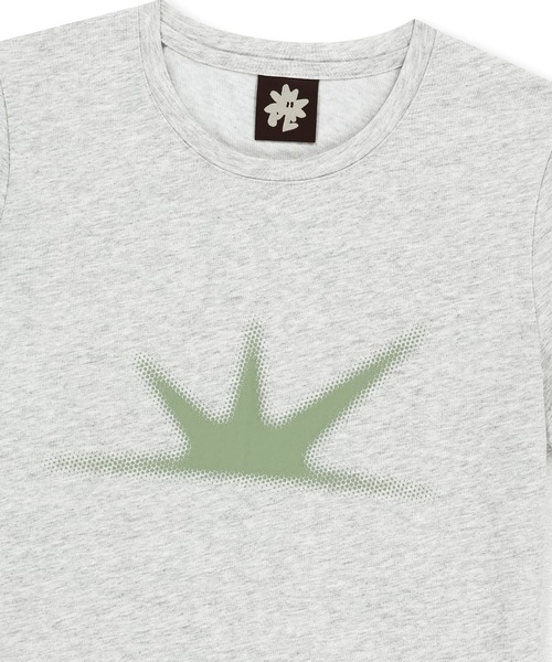 SUNLOVE(サンラブ)の「W Daybreak Tee(Tシャツ/カットソー・レディース・チャコール/ネイビー/レッド/ホワイト/ヘザーグレー/ローズ・S/M)」の11枚目の写真