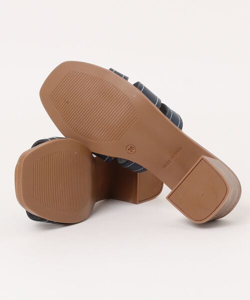 inter-chaussures(インターショシュール)の「【Oh my Sandals】チャンキーヒールレザーサンダル(E62000)(サンダル・レディース・ネイビー/ブラック・36/37/38/35)」の4枚目の写真