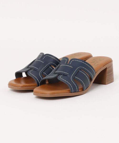 inter-chaussures(インターショシュール)の「【Oh my Sandals】チャンキーヒールレザーサンダル(E62000)(サンダル・レディース・ネイビー/ブラック・36/37/38/35)」の7枚目の写真