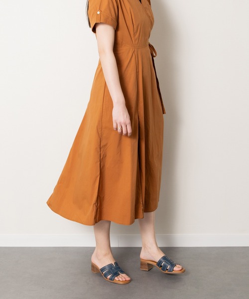 inter-chaussures(インターショシュール)の「【Oh my Sandals】チャンキーヒールレザーサンダル(E62000)(サンダル・レディース・ネイビー/ブラック・36/37/38/35)」の5枚目の写真