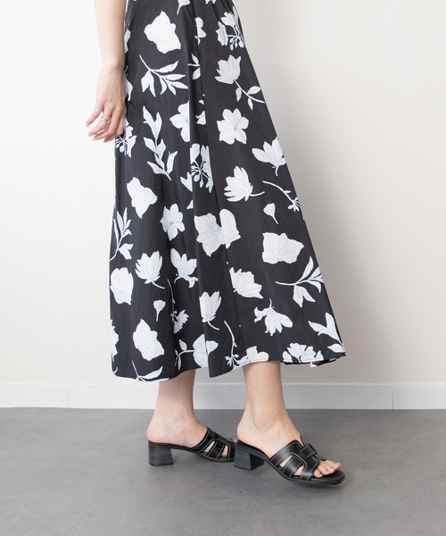 inter-chaussures(インターショシュール)の「【Oh my Sandals】チャンキーヒールレザーサンダル(E62000)(サンダル・レディース・ネイビー/ブラック・36/37/38/35)」の8枚目の写真
