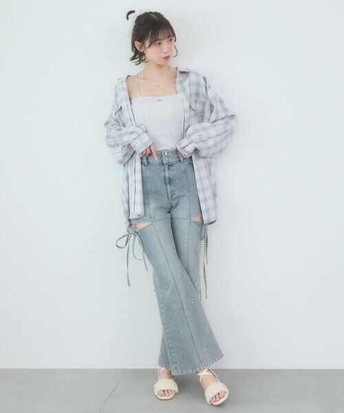 MAJESTIC LEGON(マジェスティックレゴン)の「バックスリットオーバーサイズシャツ(シャツ/ブラウス・レディース・グレー系その他/ホワイト系その他2/ベージュ系その他2・MEDIUM)」の19枚目の写真