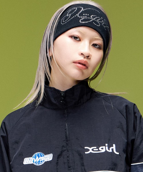 X-girl(エックスガール)の「RHINESTONE HEADBAND(ヘアバンド・レディース・アッシュ/ブラック・ONE SIZE)」の1枚目の写真