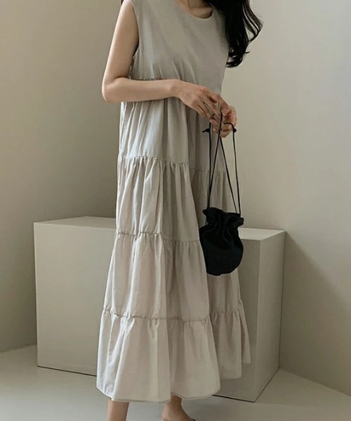 &soiree(アンドソワレ)の「ビックシルエットティアードノースリーブワンピース(ワンピース・レディース・グレー/ピンク/ネイビー/ベージュ・FREE)」の6枚目の写真