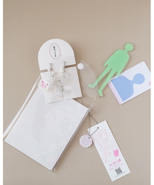 tone(トーン)の「【推しに愛されるアクセサリー】(MA)ゆらゆらすずらんの上品ピアス(シルバー/サージカルステンレス)(MA)(ピアス(両耳用)・メンズ・ホワイト・FREE)」の10枚目の写真