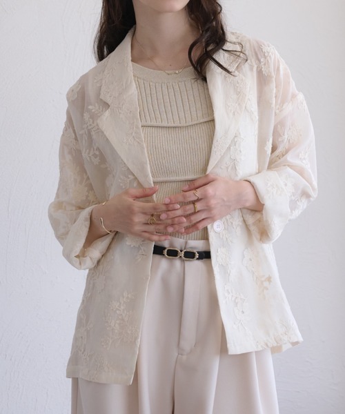 raffime(ラフィミー)の「【Raffime】フラワージャガードシアージャケット(テーラードジャケット・レディース・ブラック/アイボリー・フリー)」の8枚目の写真