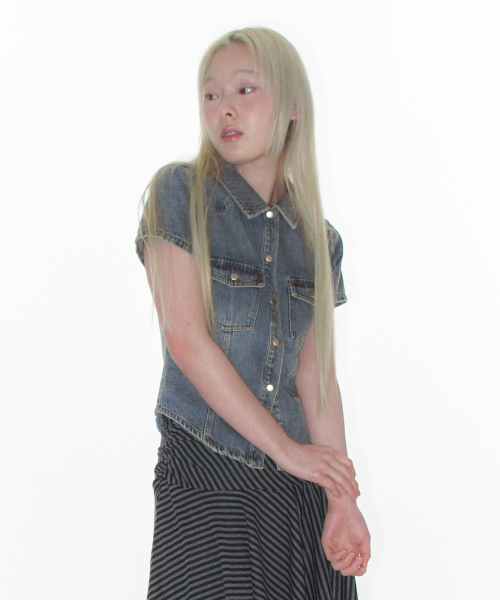 AMESWORLDWIDE（アメスワールドワイド）の「DENIM SHORTSLEEVE SHIRTS BLUE（シャツ/ブラウス・レディース・その他・FREE）」の6枚目の写真