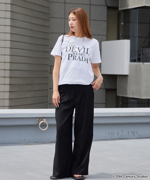 GOOD ROCK SPEED(グッドロックスピード)の「GOOD ROCK SPEED/グッドロックスピード / The Devil Wears Prada / Logo Print T-Shirt / プラダを着た悪魔 / クルーネック 半袖Tシャツ メンズ ユニセックス 秋 秋服 2026年秋冬(Tシャツ/カットソー・メンズ・ホワイト・XL/L/M/S)」の7枚目の写真