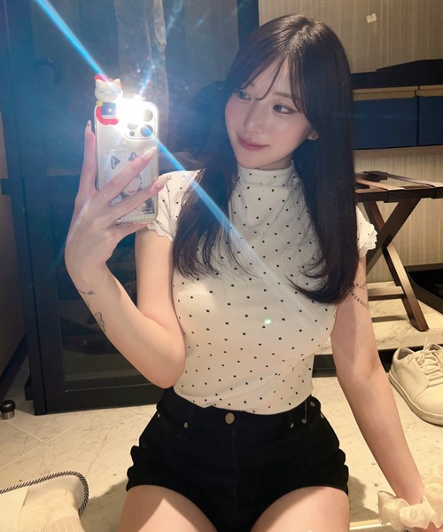 ALLuRing ChaRm(アリュリングチャーム)の「French Sleeve Dot Lace T-Shirt / フレンチスリーブ ドットレースTシャツ(Tシャツ/カットソー・レディース・ホワイト・FREE)」の1枚目の写真