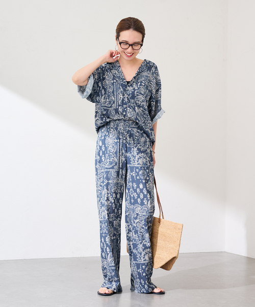 FRAMeWORK（フレームワーク）の「COUTURE D`ADAM/クチュールドアダム bandana print シャツ（シャツ/ブラウス・レディース・ネイビー・FREE）」の2枚目の写真