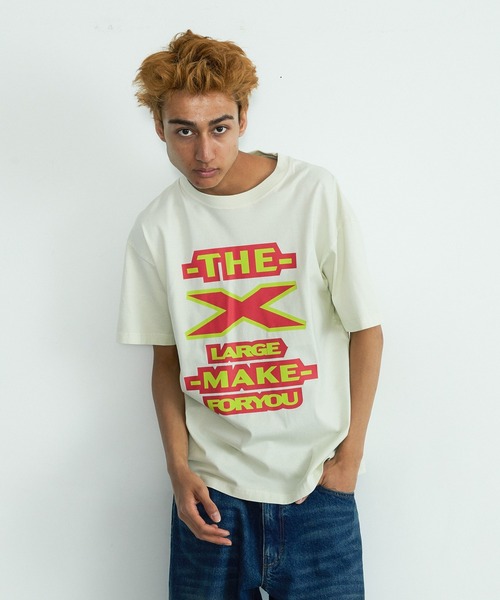 XLARGE（エクストララージ）の「MAKE 4U S/S TEE（Tシャツ/カットソー・メンズ・ブラウン/チャコール/オフホワイト・S/XL/L/M）」の2枚目の写真