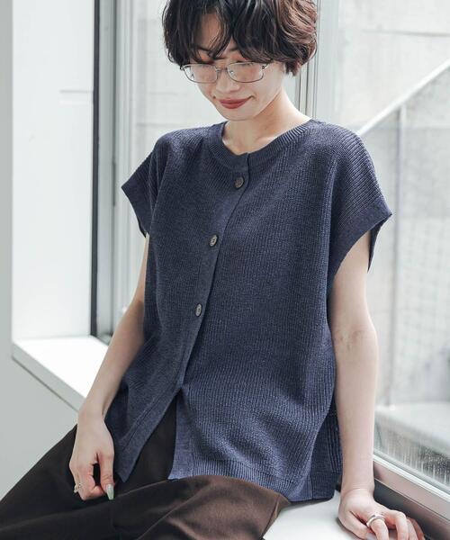 URBAN RESEARCH DOORS(アーバンリサーチドアーズ)の「『洗濯可/UVカット』『UR TECH』Aircare2WAYニットベスト(ベスト・レディース・グレー系その他/ブラウン/ブルー・FREE)」の7枚目の写真