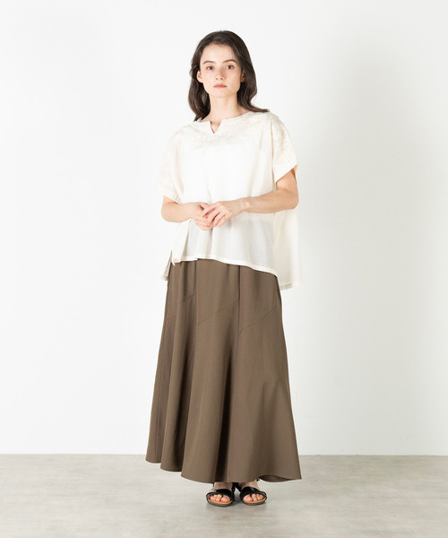 MELROSE claire(メルローズ クレール)の「【ドライボイル刺しゅうブラウス】(シャツ/ブラウス・レディース・オフホワイト/ブラック/ネイビー/ブラウン・FREE)」の7枚目の写真