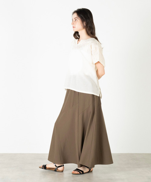 MELROSE claire(メルローズ クレール)の「【ドライボイル刺しゅうブラウス】(シャツ/ブラウス・レディース・オフホワイト/ブラック/ネイビー/ブラウン・FREE)」の8枚目の写真