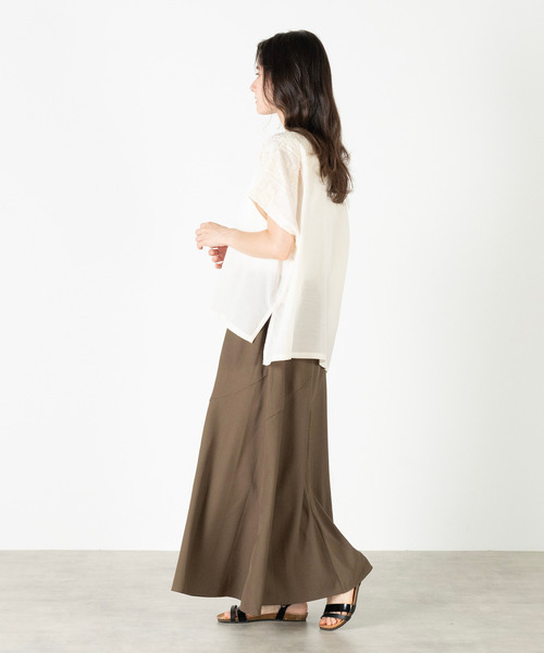 MELROSE claire(メルローズ クレール)の「【ドライボイル刺しゅうブラウス】(シャツ/ブラウス・レディース・オフホワイト/ブラック/ネイビー/ブラウン・FREE)」の10枚目の写真