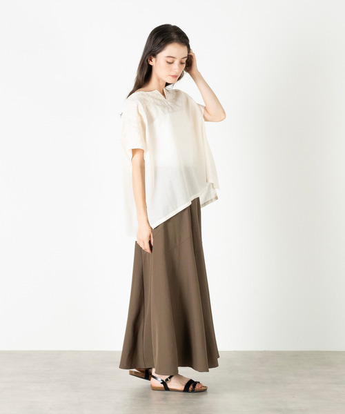 MELROSE claire(メルローズ クレール)の「【ドライボイル刺しゅうブラウス】(シャツ/ブラウス・レディース・オフホワイト/ブラック/ネイビー/ブラウン・FREE)」の13枚目の写真