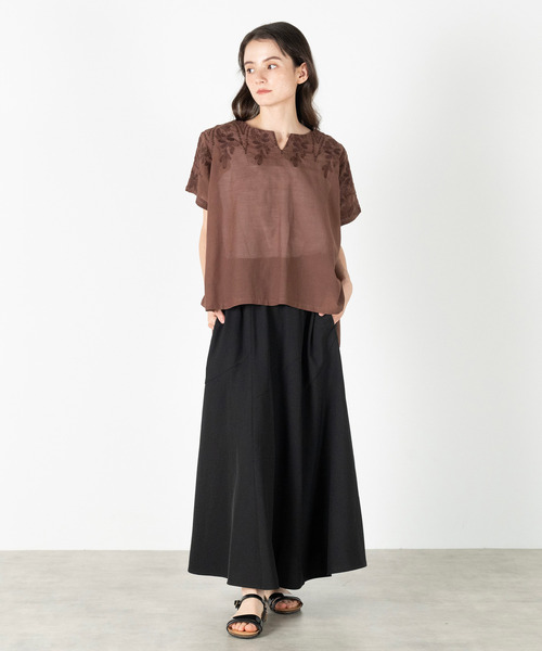 MELROSE claire(メルローズ クレール)の「【ドライボイル刺しゅうブラウス】(シャツ/ブラウス・レディース・オフホワイト/ブラック/ネイビー/ブラウン・FREE)」の17枚目の写真