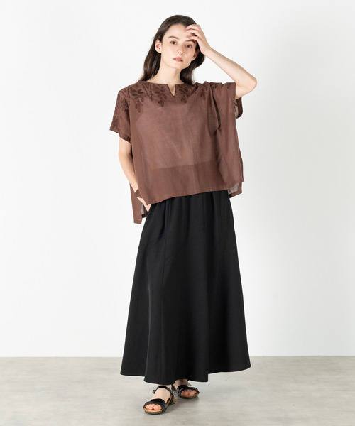 MELROSE claire(メルローズ クレール)の「【ドライボイル刺しゅうブラウス】(シャツ/ブラウス・レディース・オフホワイト/ブラック/ネイビー/ブラウン・FREE)」の18枚目の写真