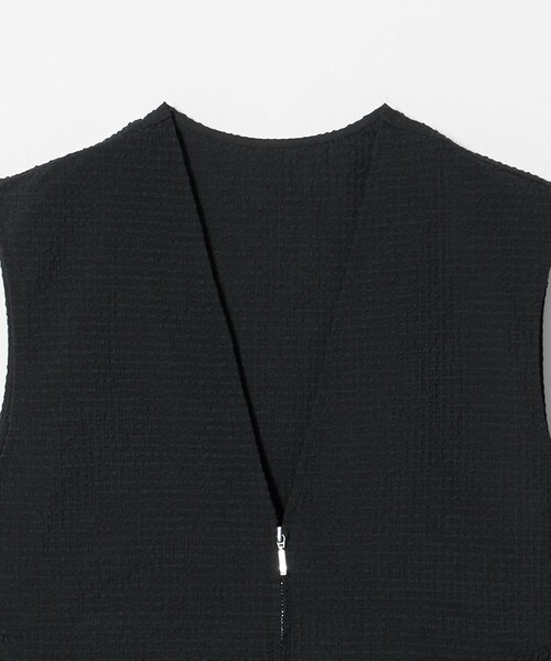 A DAY IN THE LIFE UNITED ARROWS（アデイインザライフユナイテッドアローズ）の「サッカー ペプラム ジップベスト ＜A DAY IN THE LIFE＞（Tシャツ/カットソー・レディース・ダークブラウン/ネイビー/ブラック・FREE）」の15枚目の写真