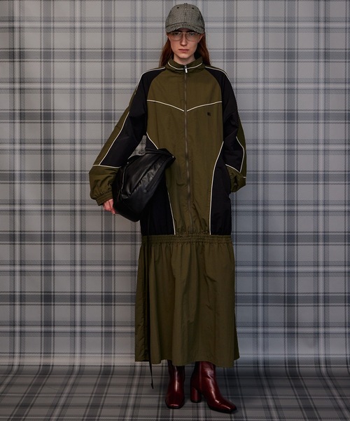 MAISON SPECIAL（メゾンスペシャル）の「Sporty Dress/スポーティワンピース（ワンピース・レディース・ブラック/カーキ/オフホワイト・38/36）」の3枚目の写真
