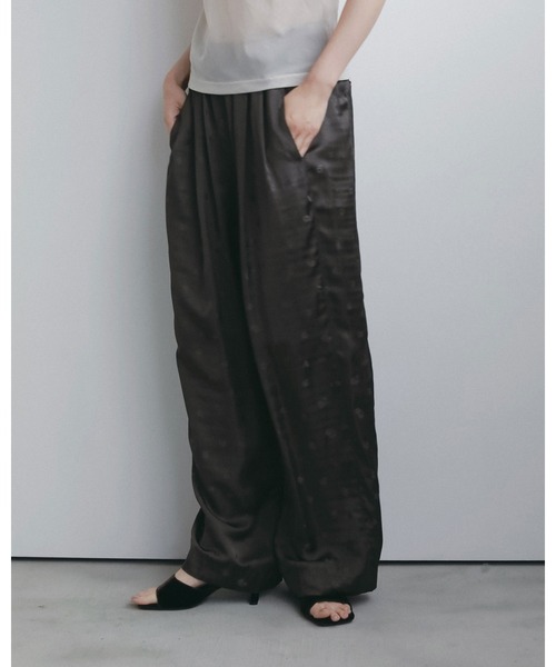 anuke（アンヌーク）の「Flower Jacquard Roughpants（その他パンツ・レディース・ブラウン/チャコールグレー・36inch/38inch）」の9枚目の写真