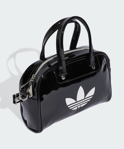 adidas(アディダス)の「アディカラー ミニボウリングバッグ/ アディダスオリジナルス adidas Originals(ショルダーバッグ・メンズ・ブラック・FREE)」の3枚目の写真