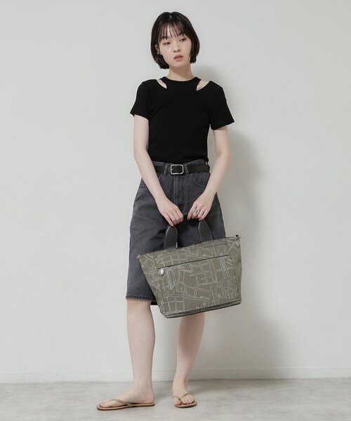 HIROKO HAYASHI(ヒロコハヤシ)の「COMODA(コモダ)2wayボストンバッグ(ボストンバッグ・レディース・ブラック系/ベージュ系4・00)」の8枚目の写真