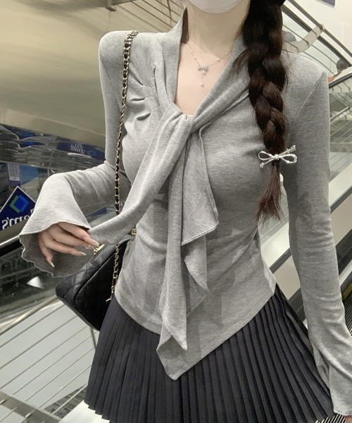 LUCPY(ラクピー)の「リボンタイドレープカットソートップス(その他トップス・レディース・ホワイト/グレー・X-LARGE/LARGE/MEDIUM/SMALL)」の3枚目の写真