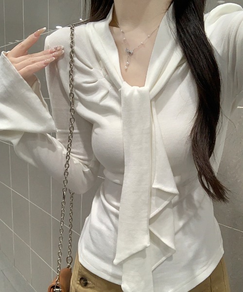 LUCPY(ラクピー)の「リボンタイドレープカットソートップス(その他トップス・レディース・ホワイト/グレー・X-LARGE/LARGE/MEDIUM/SMALL)」の4枚目の写真
