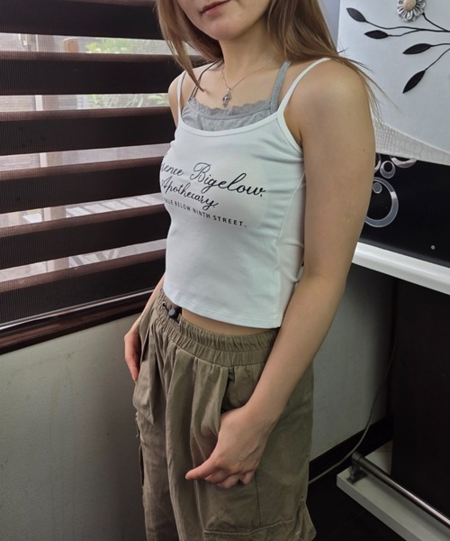 tolene(トレネ)の「レイヤード風 レース ヴィンテージライクキャミソール(キャミソール・レディース・チャコールグレー/ホワイト・FREE)」の19枚目の写真