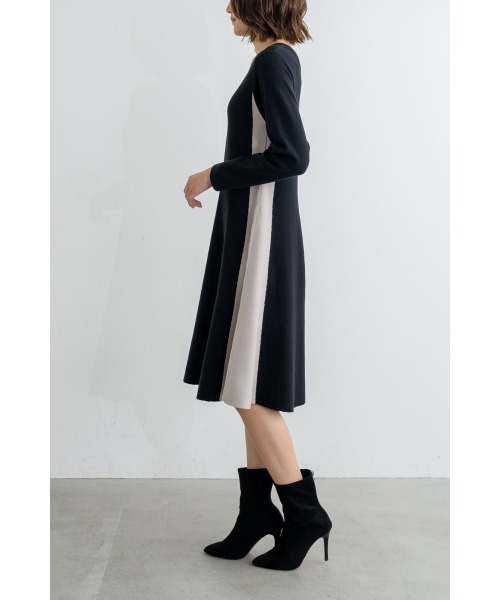M.deux（エムドゥ）の「バイカラー2wayフレアニットワンピース（ワンピース・レディース・ブラック系その他・SMALL/MEDIUM/LARGE）」の6枚目の写真