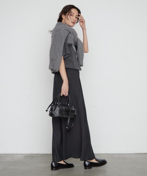 LOUNGEDRESS(ラウンジドレス)の「《シーズンレスで活躍》フィブリルマーメイドスカート 秋服(スカート・レディース・ベージュ/ブラック・36/38)」の7枚目の写真