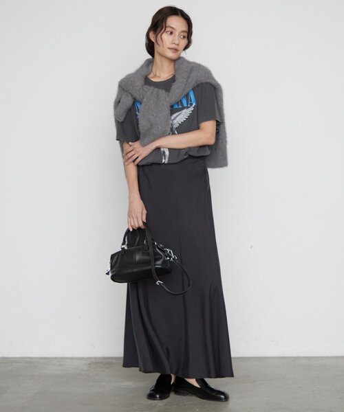 LOUNGEDRESS(ラウンジドレス)の「《シーズンレスで活躍》フィブリルマーメイドスカート 秋服(スカート・レディース・ベージュ/ブラック・36/38)」の8枚目の写真