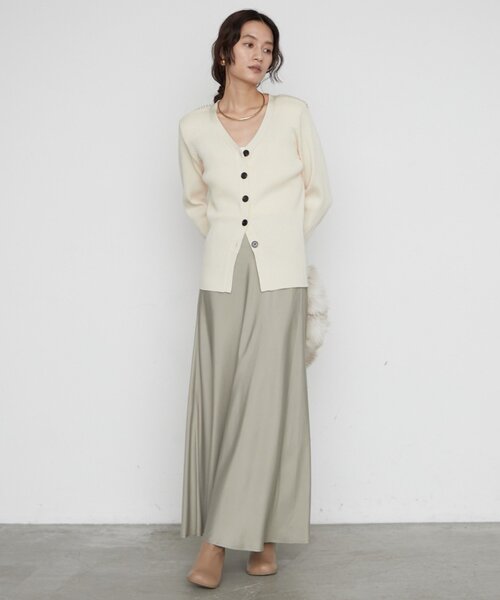 LOUNGEDRESS(ラウンジドレス)の「《シーズンレスで活躍》フィブリルマーメイドスカート 秋服(スカート・レディース・ベージュ/ブラック・36/38)」の13枚目の写真