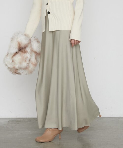 LOUNGEDRESS(ラウンジドレス)の「《シーズンレスで活躍》フィブリルマーメイドスカート 秋服(スカート・レディース・ベージュ/ブラック・36/38)」の9枚目の写真
