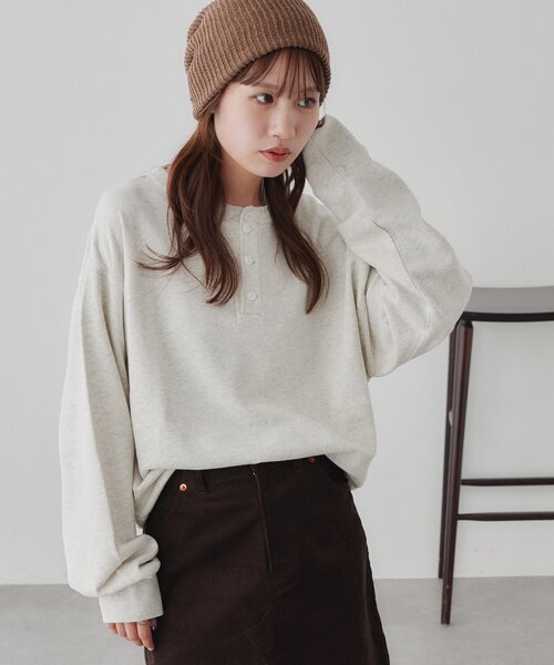 DISCOAT(ディスコート)の「【Enlude】ピグメント裏毛ヘンリーネック《ユニセックス》(Tシャツ/カットソー・レディース・ブラック/ピンク/ブラウン/ライトベージュ・MEDIUM/LARGE)」の13枚目の写真