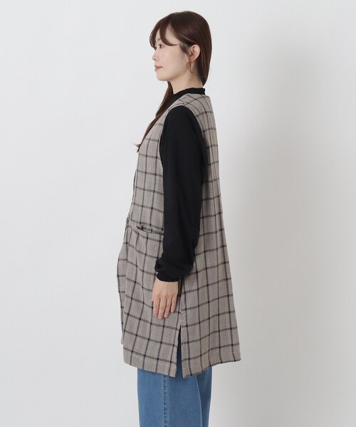 one'sterrace（ワンズテラス）の「コットント Wガーゼポケット付きベスト（ベスト・レディース・ダークブラウン系8/ブラック系8/グレー系4・02）」の5枚目の写真