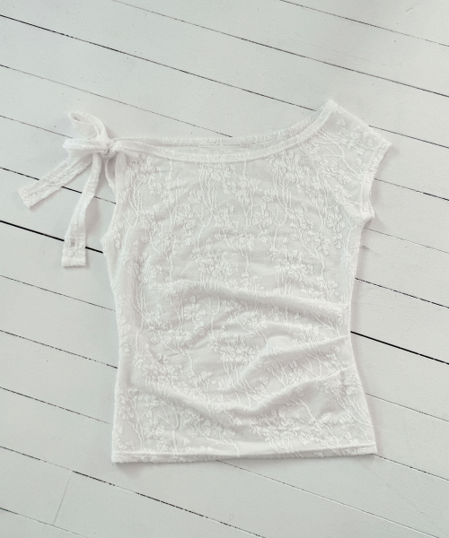 RUBATI(ルバティ)の「アメリアリボンオフショルダースリーブレストップ_アイボリー(Tシャツ/カットソー・レディース・その他・FREE)」の5枚目の写真