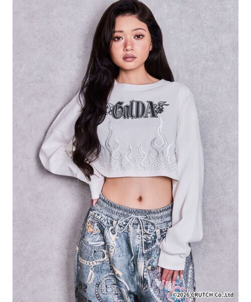 GYDA(ジェイダ)の「GYDA×GALFY bijou fire pattern shortロンT(Tシャツ/カットソー・レディース・ブラック/オフホワイト・FREE)」の7枚目の写真