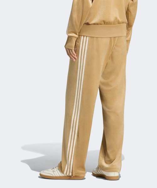 adidas(アディダス)の「ファイヤーバード ベロア トラックパンツ(ジャージ) / アディダスオリジナルス adidas Originals(その他パンツ・メンズ・ブラウン・X-LARGE/XX-SMALL/XX-LARGE/SMALL/3XL/X-SMALL/LARGE/MEDIUM)」の2枚目の写真