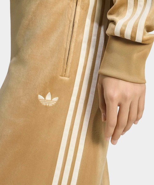 adidas(アディダス)の「ファイヤーバード ベロア トラックパンツ(ジャージ) / アディダスオリジナルス adidas Originals(その他パンツ・メンズ・ブラウン・X-LARGE/XX-SMALL/XX-LARGE/SMALL/3XL/X-SMALL/LARGE/MEDIUM)」の3枚目の写真