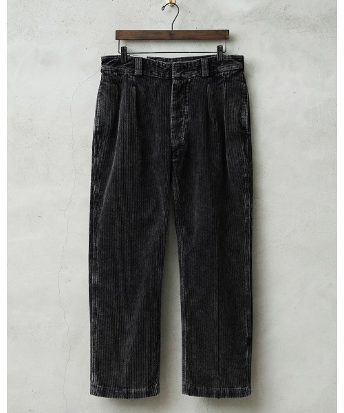 WAIPER.inc(ワイパーインク)の「WAIPER.inc フランス軍 1950~60年代 M-52 ツータック コーデュロイ トラウザー ストレートシルエット ケミカルウォッシュ【WP129VW(スラックス・メンズ・ブラウン/ネイビー/ベージュ/ブラック・35/34)」の2枚目の写真