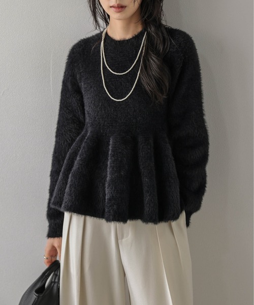 La-gemme(ラジェム)の「フェザーニット ペプラムトップス/メリハリシルエット(その他トップス・レディース・ブラウン/ブラック/グレイッシュベージュ/ダークグレー・フリー)」の1枚目の写真