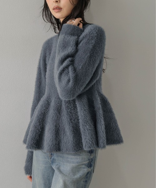 La-gemme(ラジェム)の「フェザーニット ペプラムトップス/メリハリシルエット(その他トップス・レディース・ブラウン/ブラック/グレイッシュベージュ/ダークグレー・フリー)」の11枚目の写真