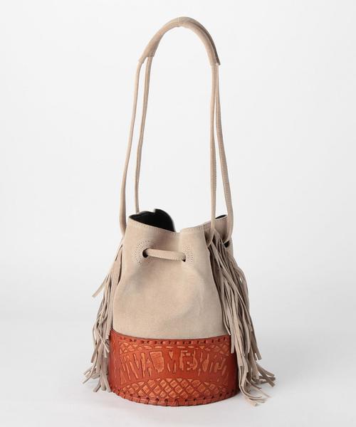 Casselini(キャセリーニ)の「CASSELINIレザーフリンジトート/CASSELINI LT FRG TOTE◆(トートバッグ・レディース・ブラック/ベージュ・FREE)」の2枚目の写真