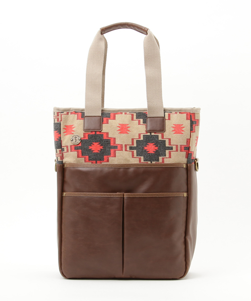 Focused Space(フォーカスドスペース)の「THE COMMUTE TOTE トートバッグ ショルダーバッグ(トートバッグ・メンズ・ブラック/マルチ/ブラック×ホワイト/その他・ONE SIZE)」の4枚目の写真