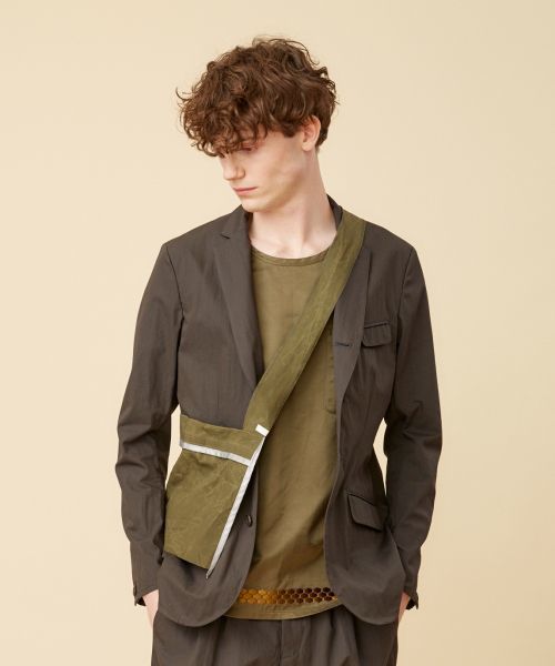 TROVE（トローヴ）の「ALUS JKT（テーラードジャケット・メンズ・モカ/ブラック・1/3/2）」の2枚目の写真