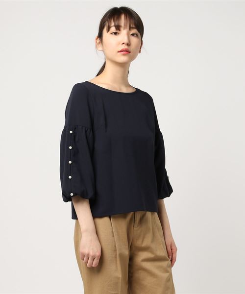 INTERPLANET(インタープラネット)の「パール×レース袖2WAYブラウス(シャツ/ブラウス・レディース・ネイビー/ピンク/グレイッシュベージュ・FREE)」の3枚目の写真