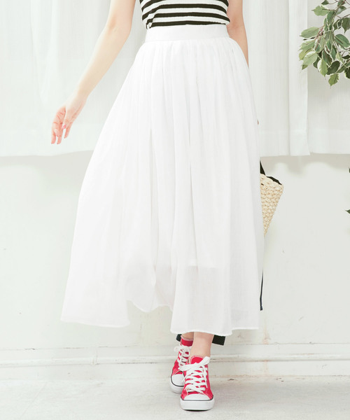 KOBE LETTUCE（コウベレタス）の「リネンタッチマキシ丈フレアスカート（スカート・レディース・ネイビー/ラベンダー/レッド/サックスブルー/オレンジ/オフホワイト/イエロー/グリーン系その他/ベージュ/ブラック/ダークグリーン/モカ/ライトカーキ/ベージュ系その他/ライラック/チャコール・FREE）」の2枚目の写真