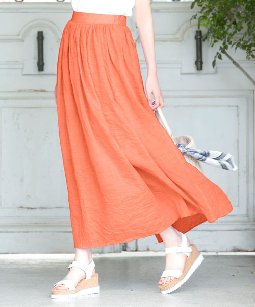 KOBE LETTUCE（コウベレタス）の「リネンタッチマキシ丈フレアスカート（スカート・レディース・ネイビー/ラベンダー/レッド/サックスブルー/オレンジ/オフホワイト/イエロー/グリーン系その他/ベージュ/ブラック/ダークグリーン/モカ/ライトカーキ/ベージュ系その他/ライラック/チャコール・FREE）」の16枚目の写真